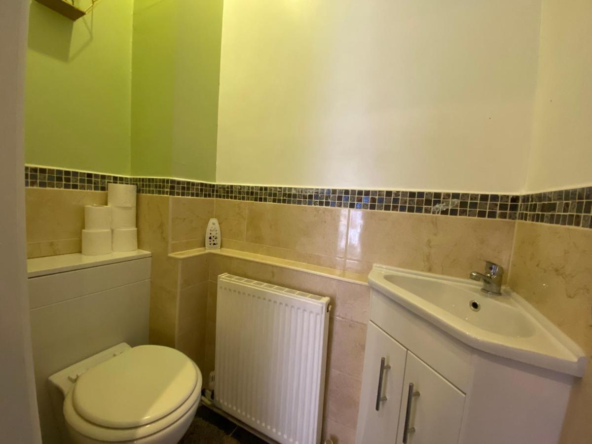 Host & Stay - Cotman Close Milton Keynes Extérieur photo
